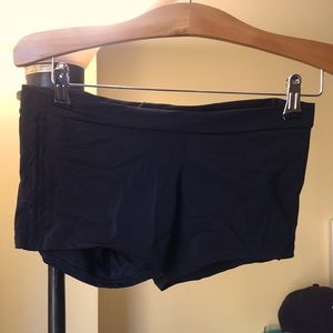 Onzie one size fits all shorts